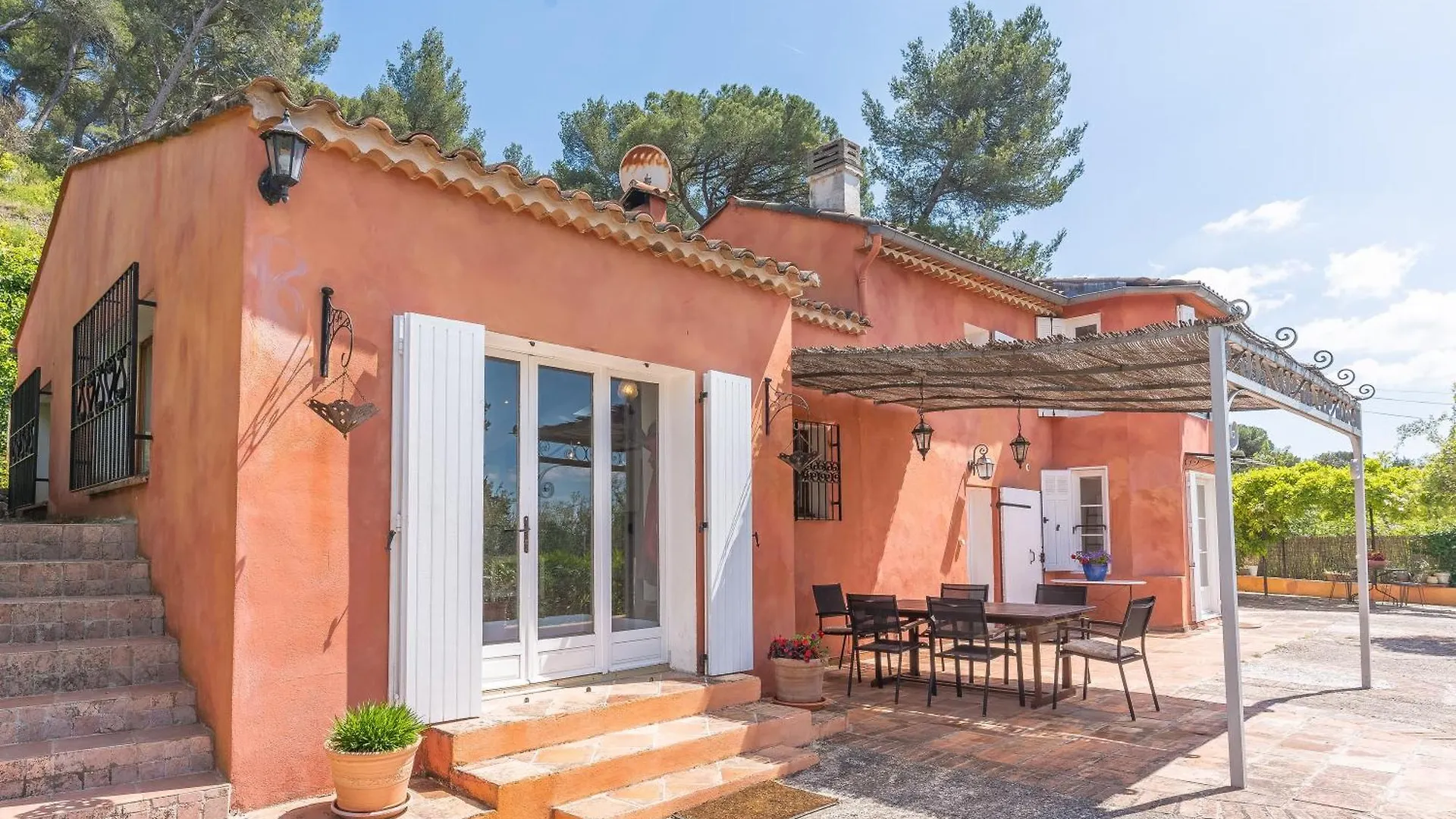 La Guiramande Villa Aix-en-Provence 0*,  France